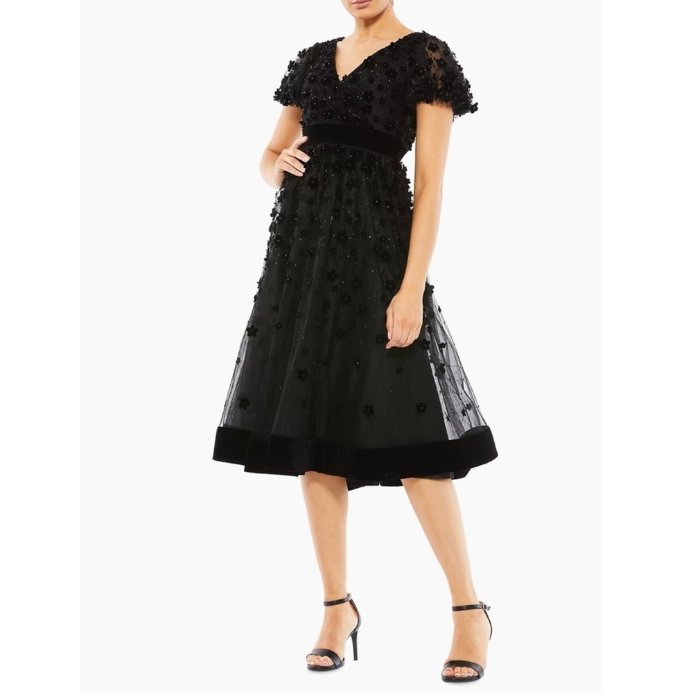 Mac Duggal Black Velvet Flower Embellished Short Sleeve Midi‎ Dress Size 10 New